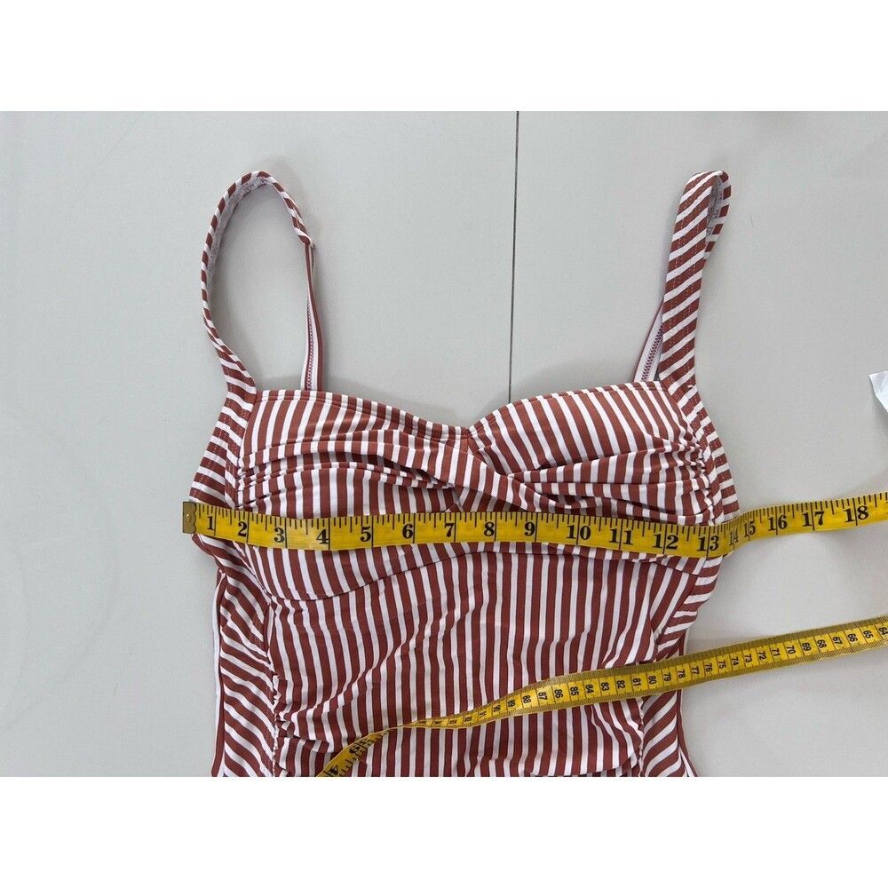 Nip Tuck Swim One Piece Swimsuit Tummy Control Ruched Slimming Molded Cup 8 - Picture 6 of 11